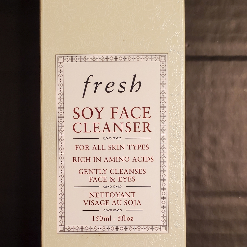 Fresh Soy Face Cleanser